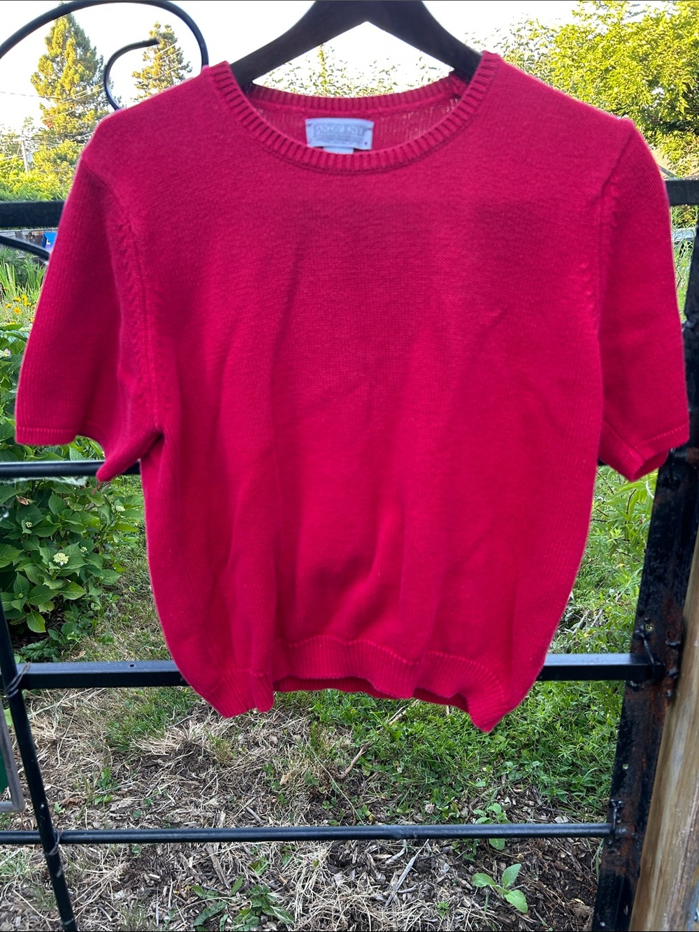 Land’s End red cotton vintage short sleeve sweater/shirt size M